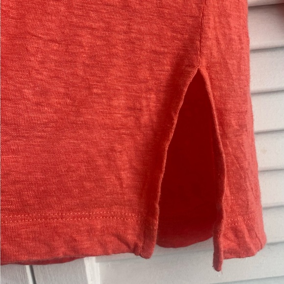 Ann Taylor Loft Coral Linen Top, Size XS, 3/4 Length Sleeves, V-neck, Slit Hem - Picture 5 of 7